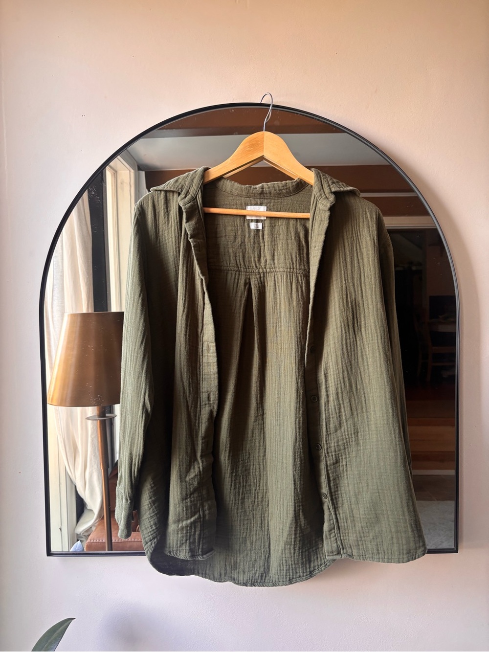 ARITZIA | air plush cotton sail shirt | size xs - Picture 5 of 5